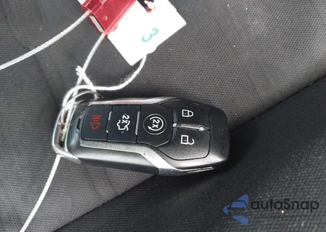 2016 Ford Mustang Ecoboost z USA, uszkodzony, nr VIN 1FA6P8TH2G5236299